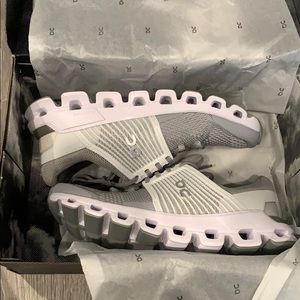 Brand new On Cloudswift shoes (sz 6.5)